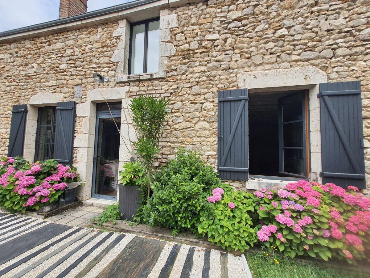 Chez Poune Bed and Breakfast Champigny-en-Beauce Εξωτερικό φωτογραφία